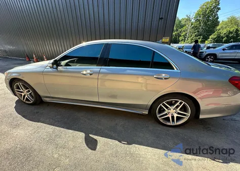 2015 Mercedes-Benz S 550 4Matic z USA, uszkodzony, nr VIN WDDUG8FB7FA092737